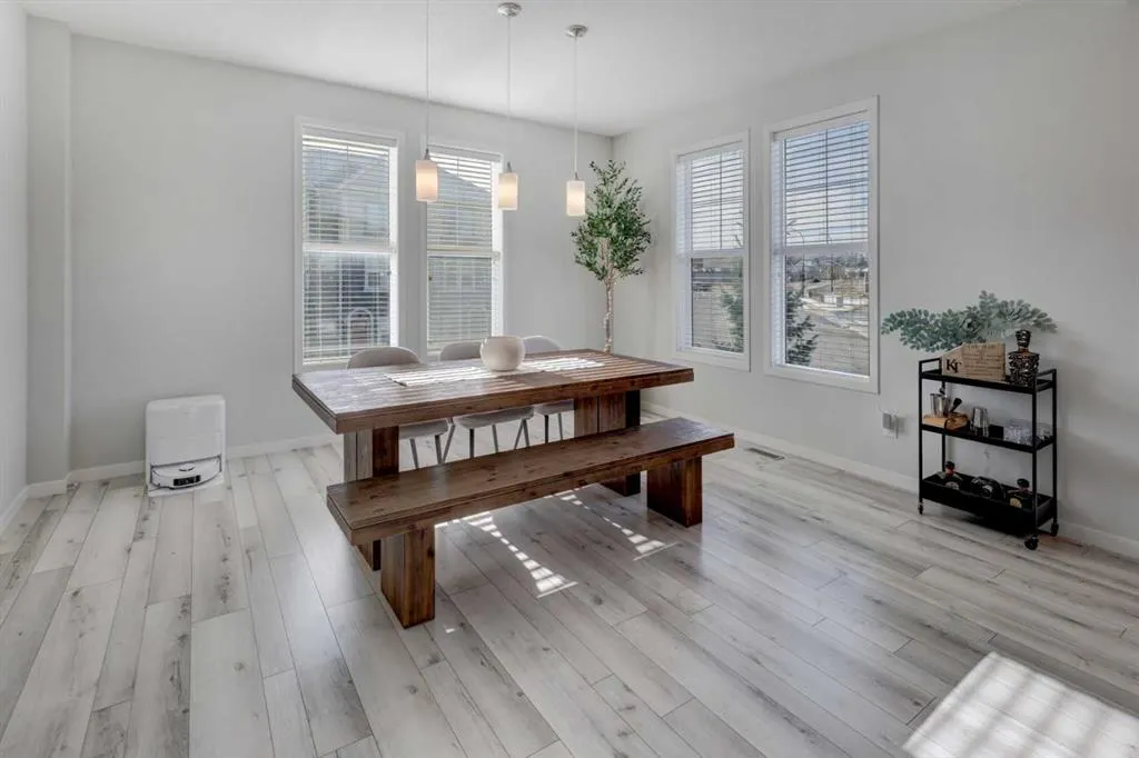 204 South Point Park SW