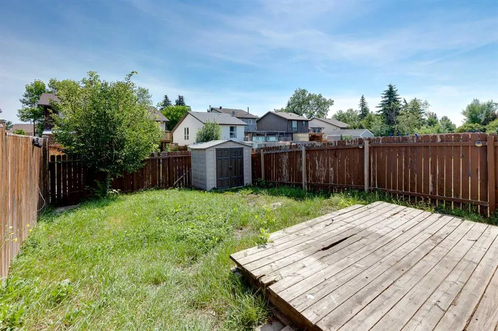 264 Templeview Way NE