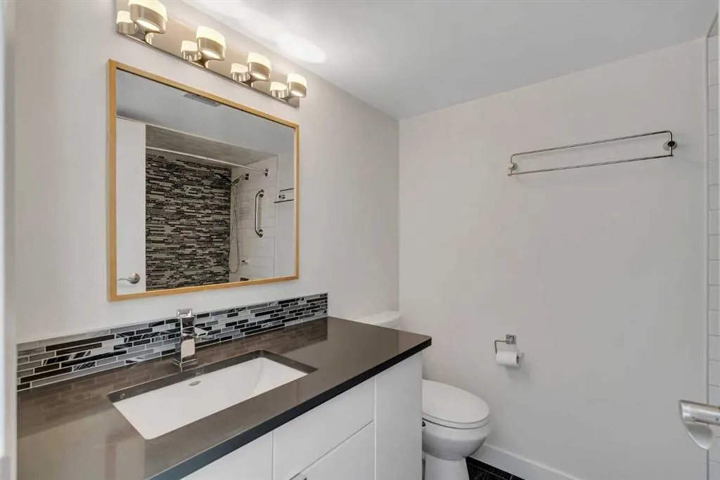 145 Point Drive NW #1108