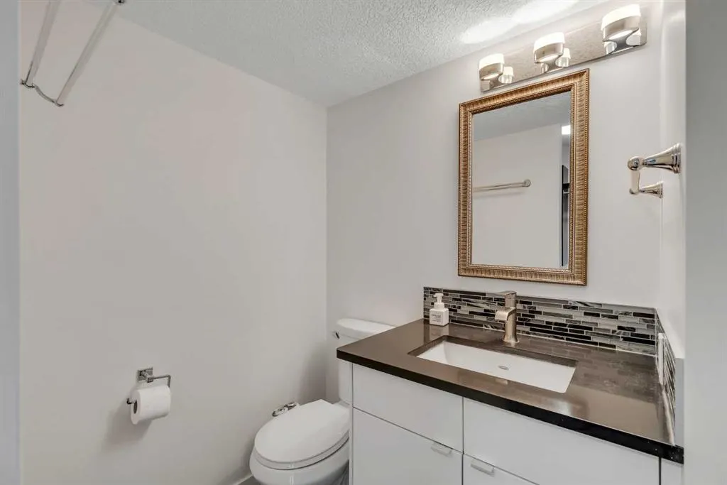 145 Point Drive NW #1108