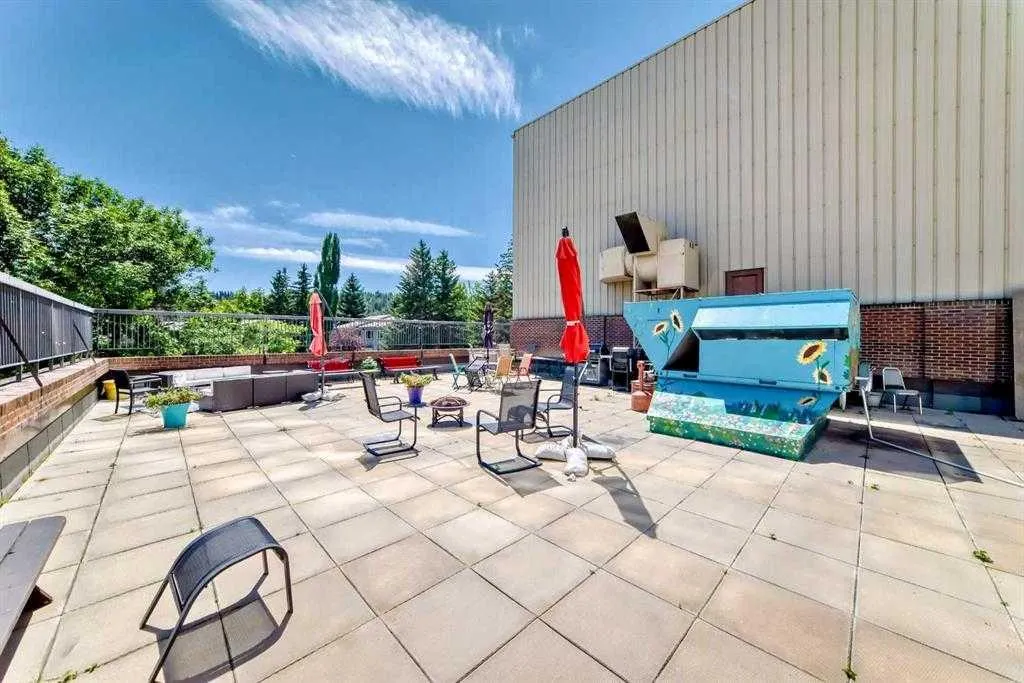 145 Point Drive NW #1108