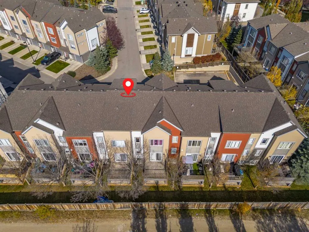 227 Copperpond Row