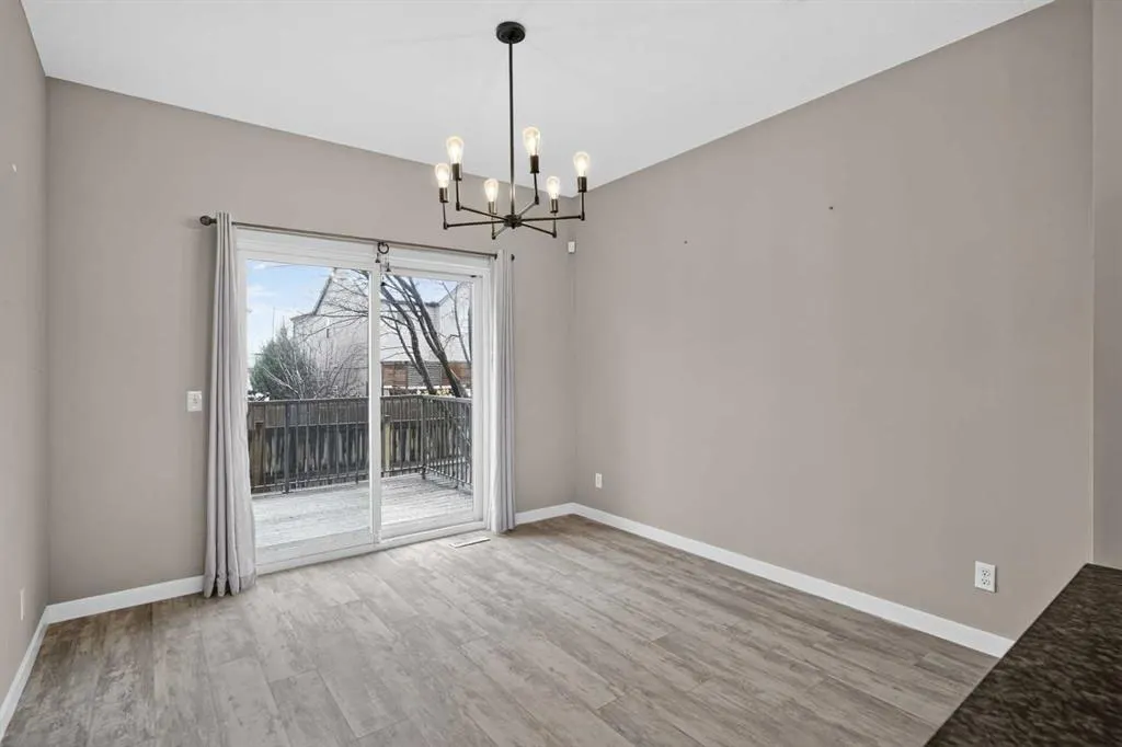 227 Copperpond Row