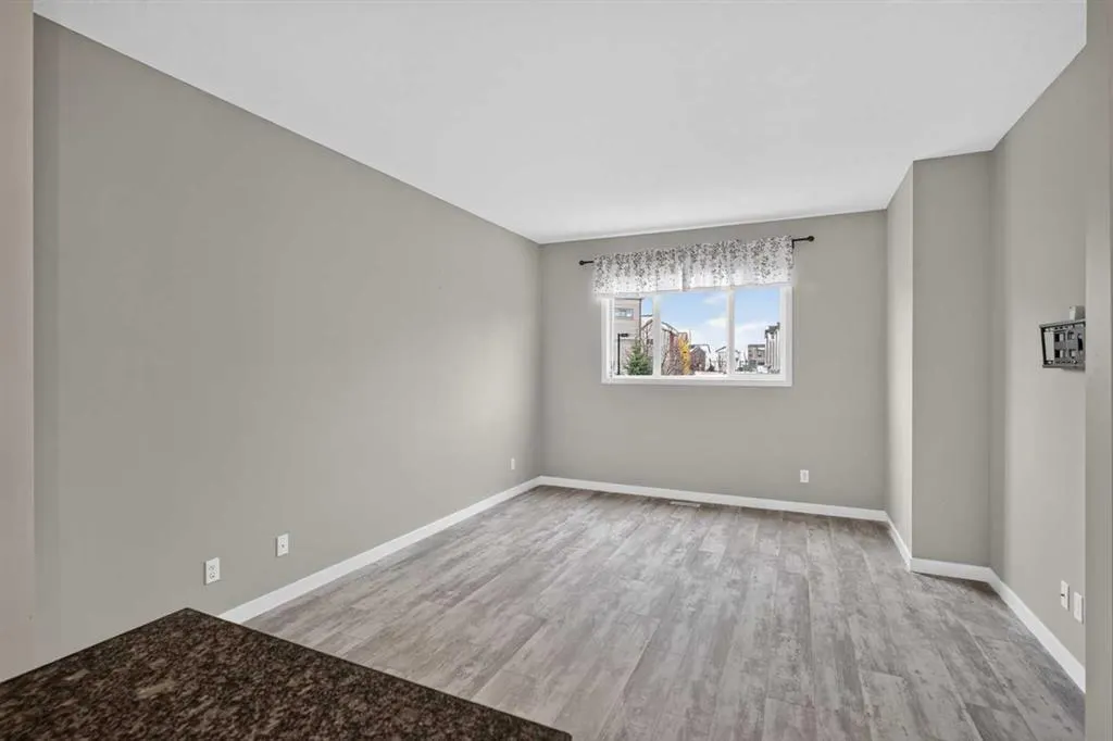 227 Copperpond Row