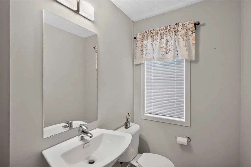 227 Copperpond Row