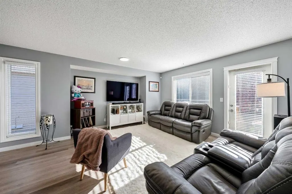 15 Van Horn Court NW