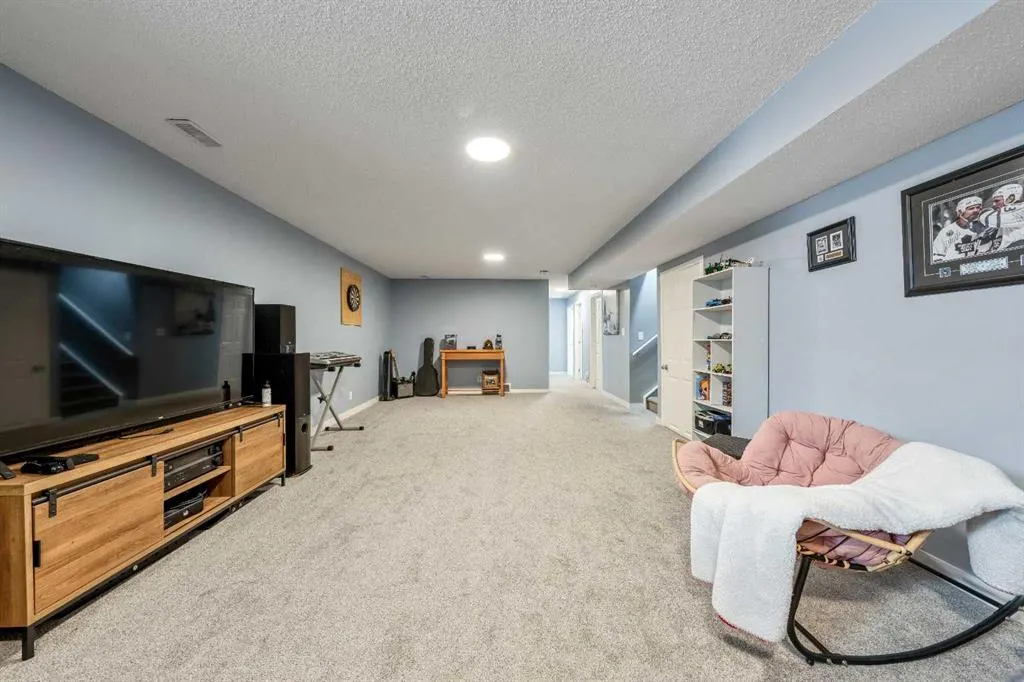 15 Van Horn Court NW