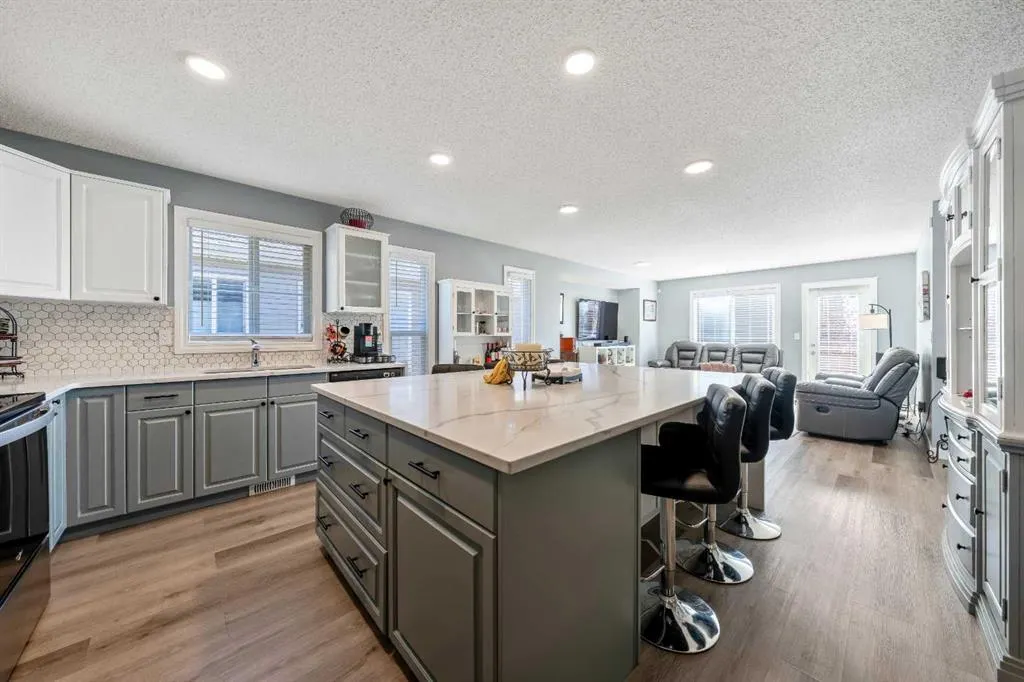 15 Van Horn Court NW