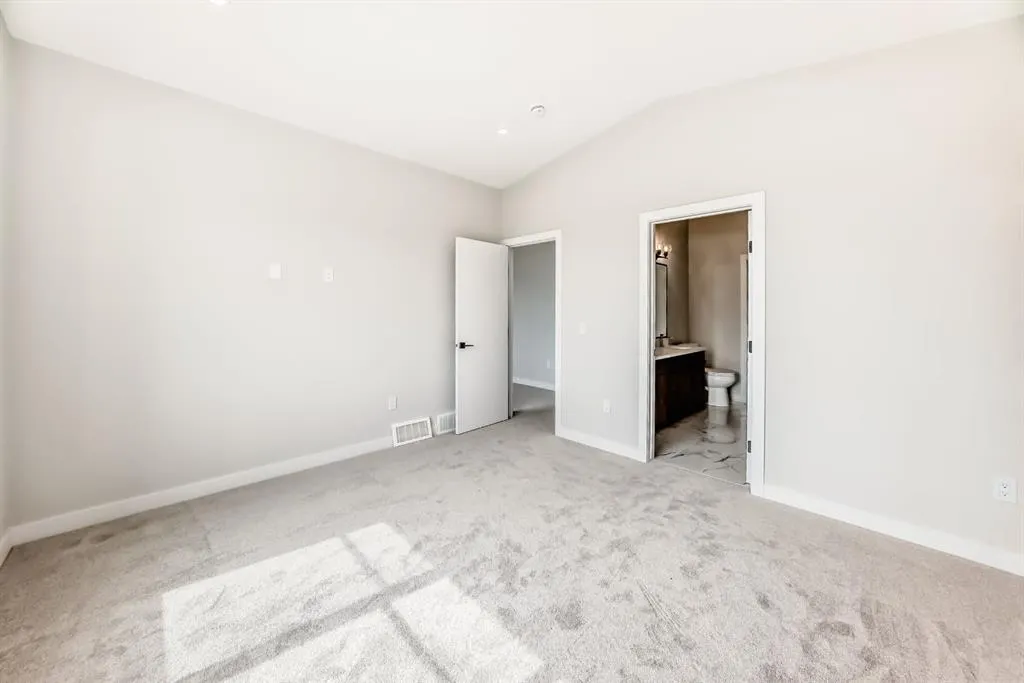 4 Heritage Mews