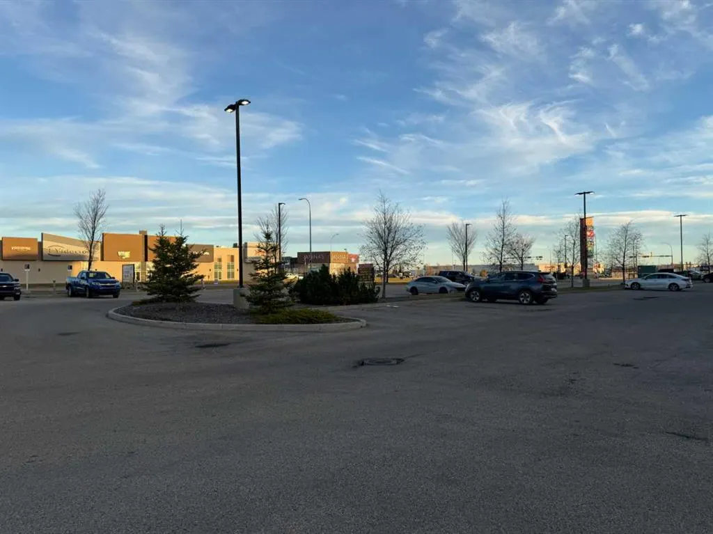 11601 101 Avenue #206