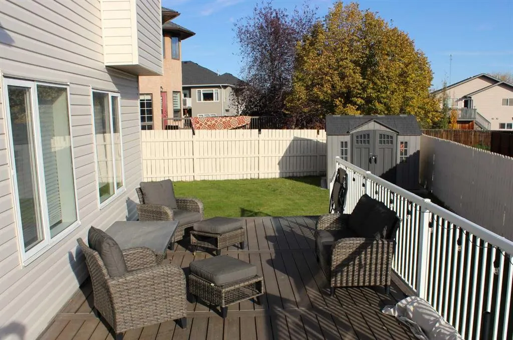 87 Parkland Close E