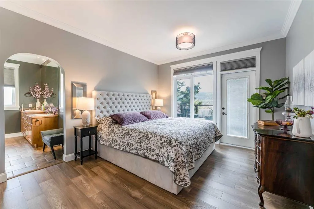 #3-5302 19 Avenue