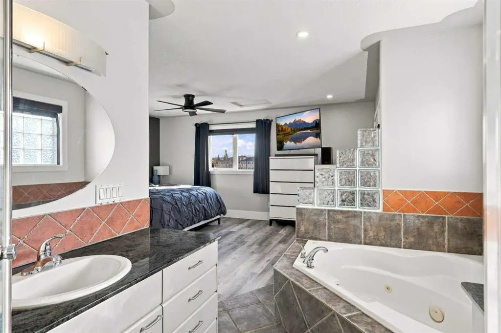 72 Darling Crescent
