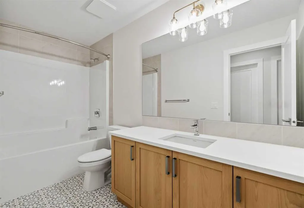 125 Quartz Crescent