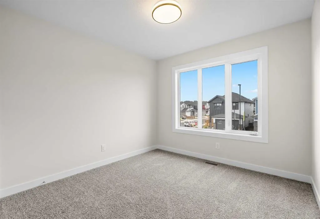 125 Quartz Crescent