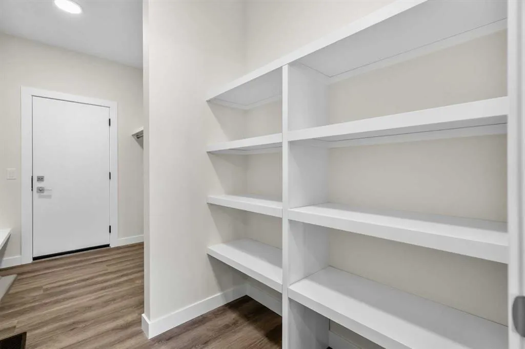 125 Quartz Crescent