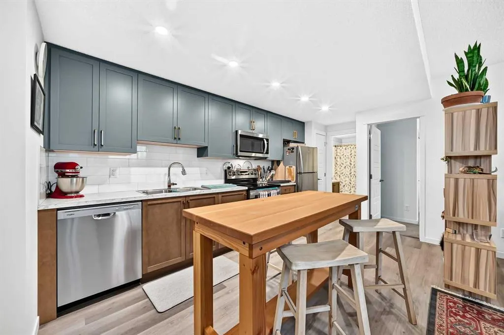 445 Belmont Park SW