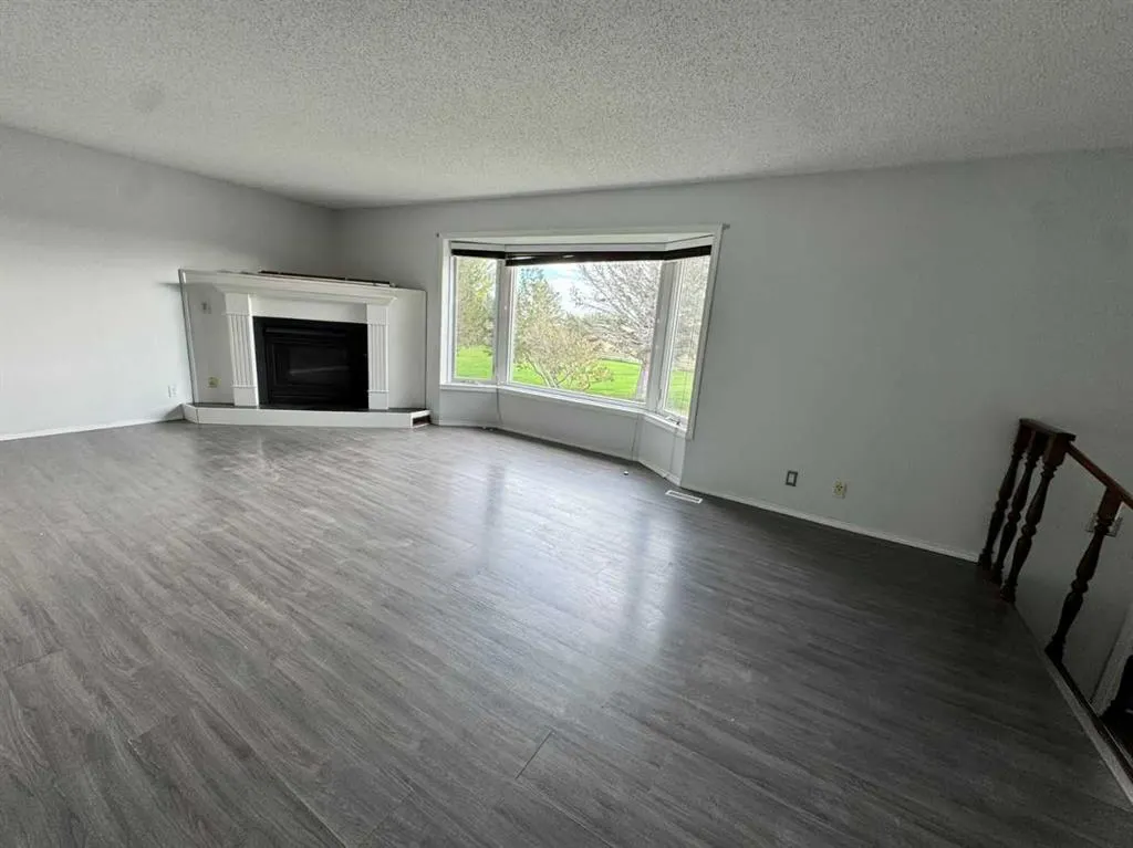 142041 200 Range Road ##26