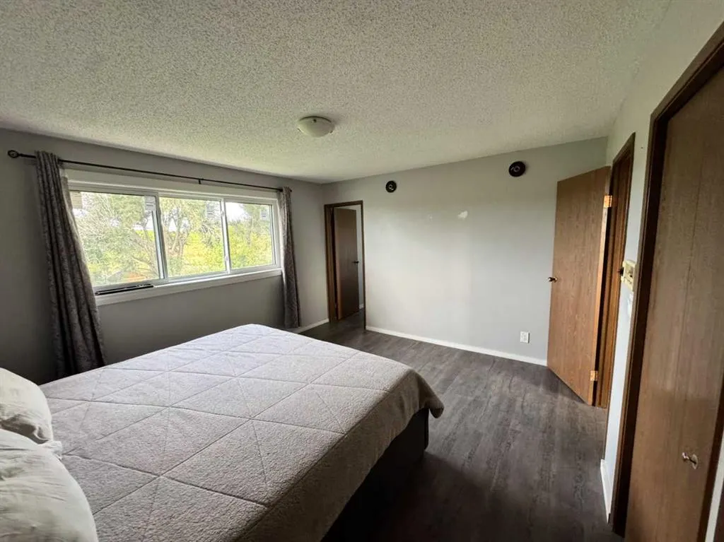 142041 200 Range Road ##26
