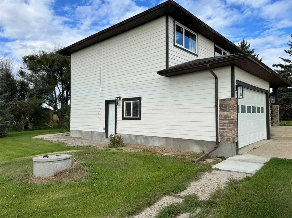 142041 200 Range Road ##26
