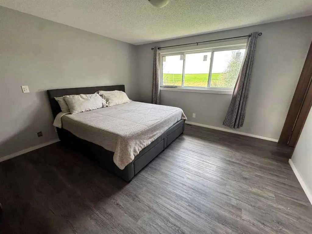 142041 200 Range Road ##26
