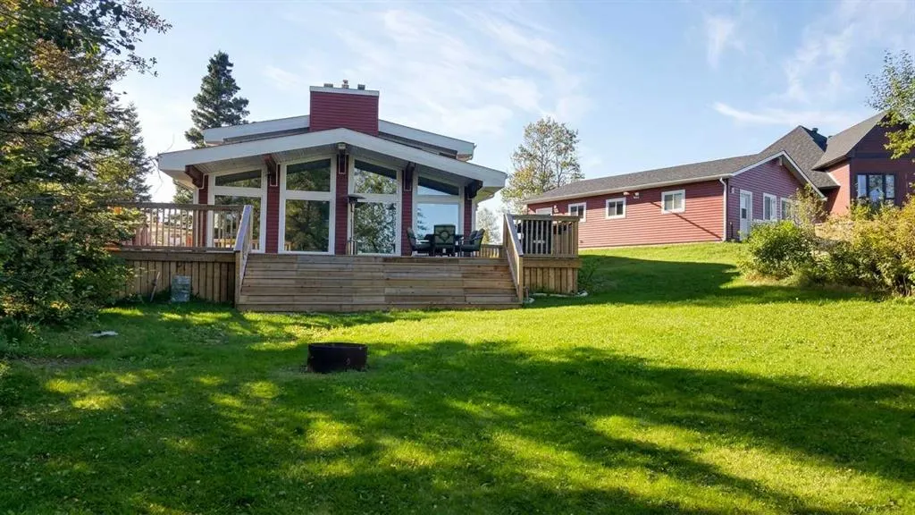 45 Poplar Crescent
