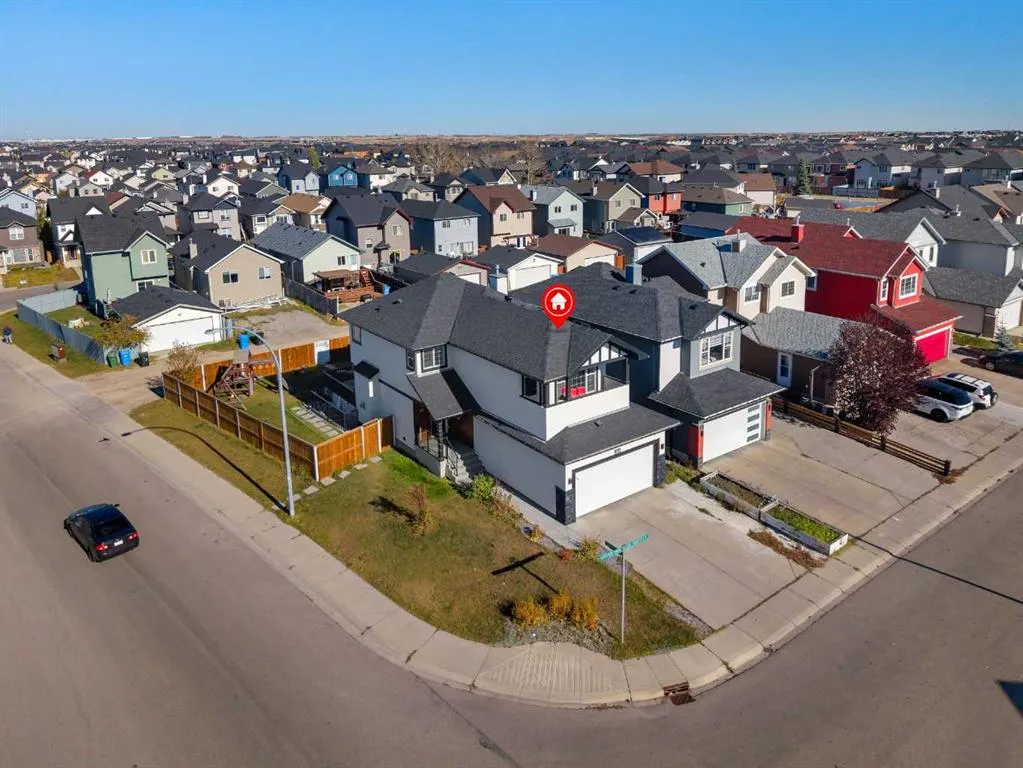 282 Saddlefield Place NE