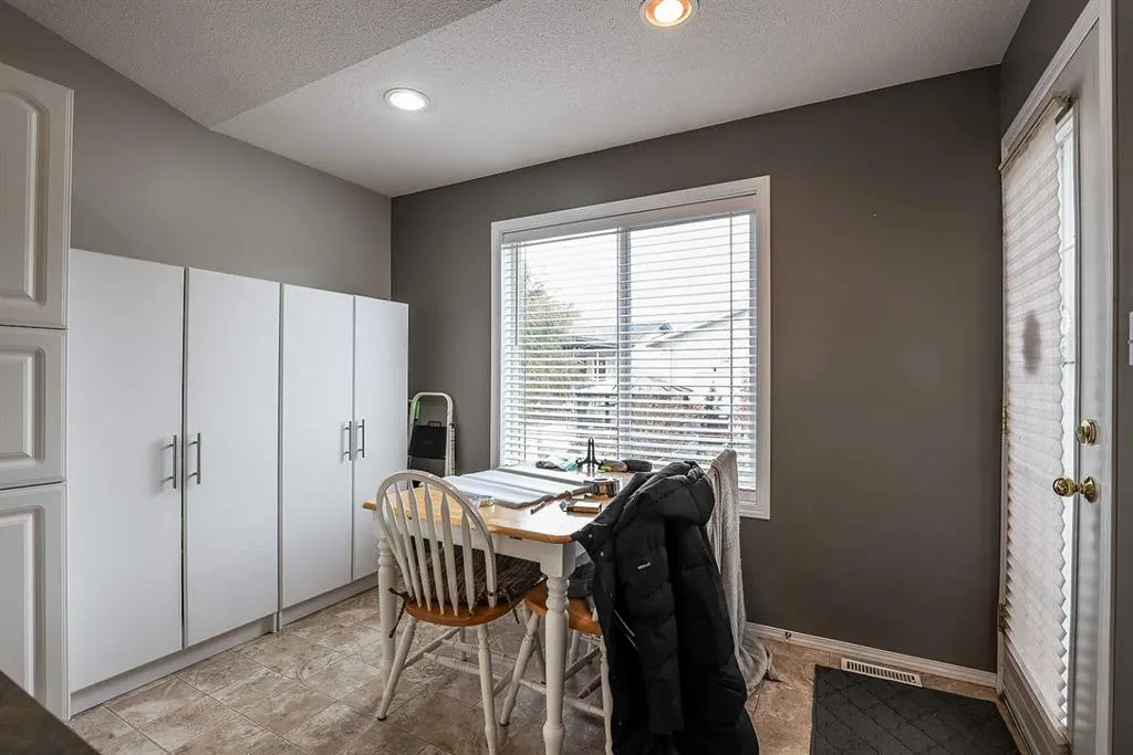 20 Taylor Mews SE