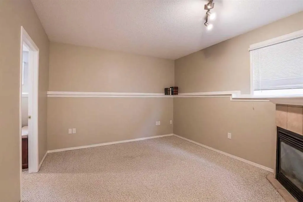 20 Taylor Mews SE