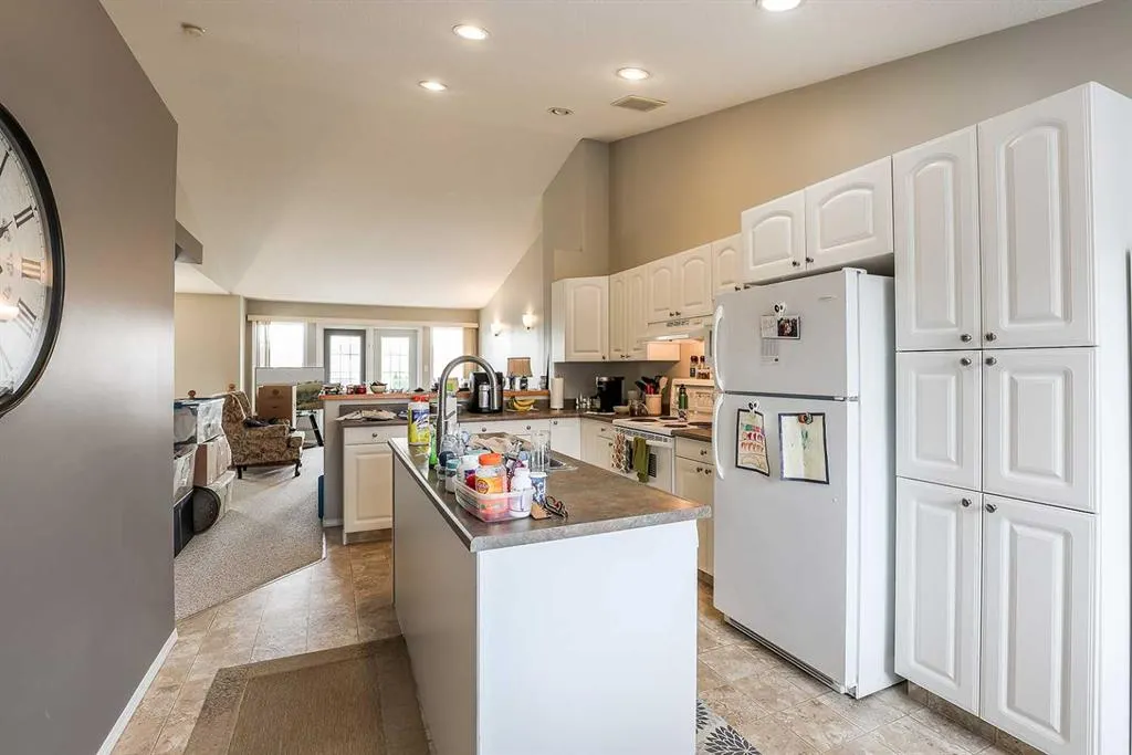 20 Taylor Mews SE