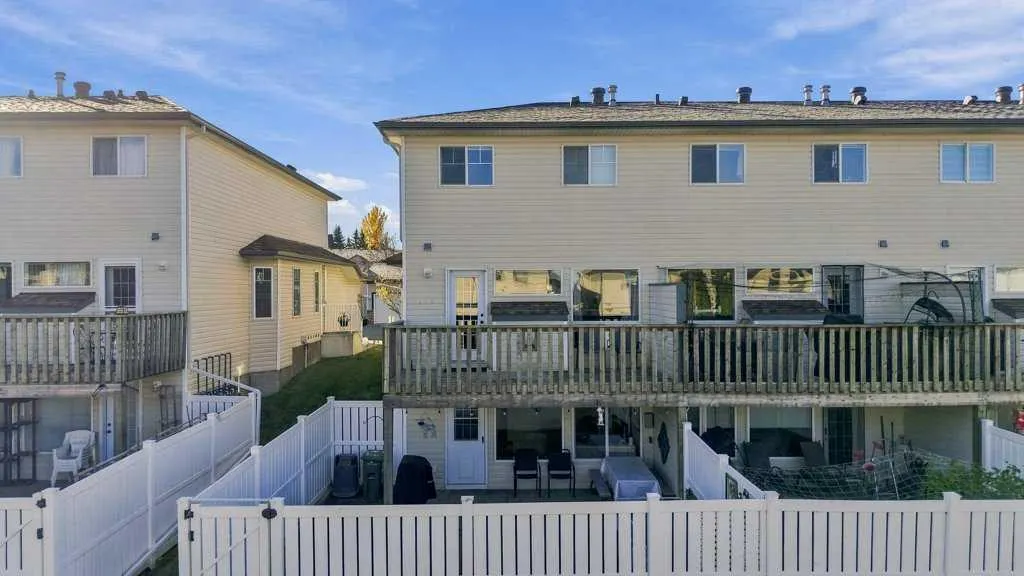 73 Addington Drive #16