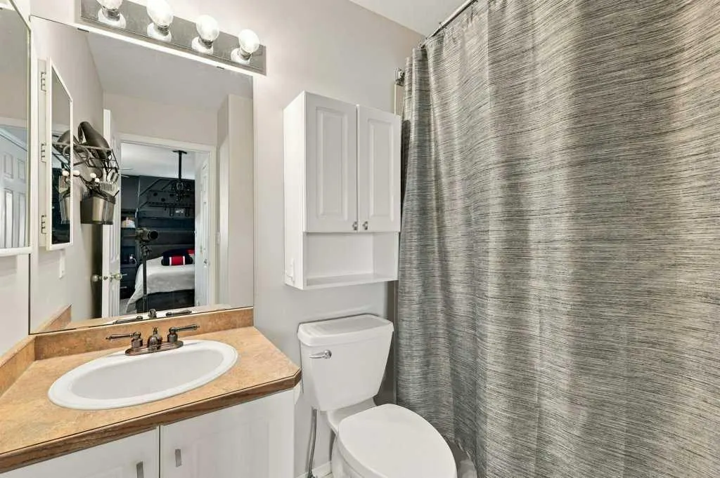 73 Addington Drive #16