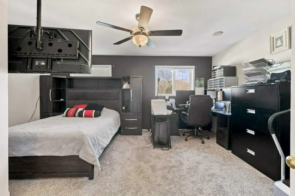 73 Addington Drive #16
