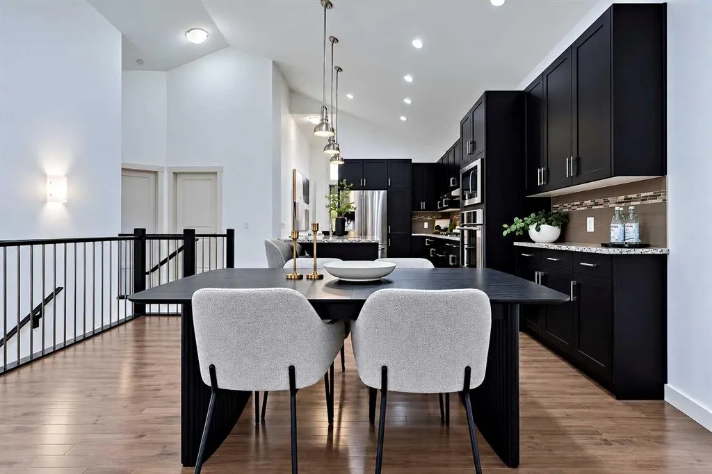 63 Cortina Villas SW