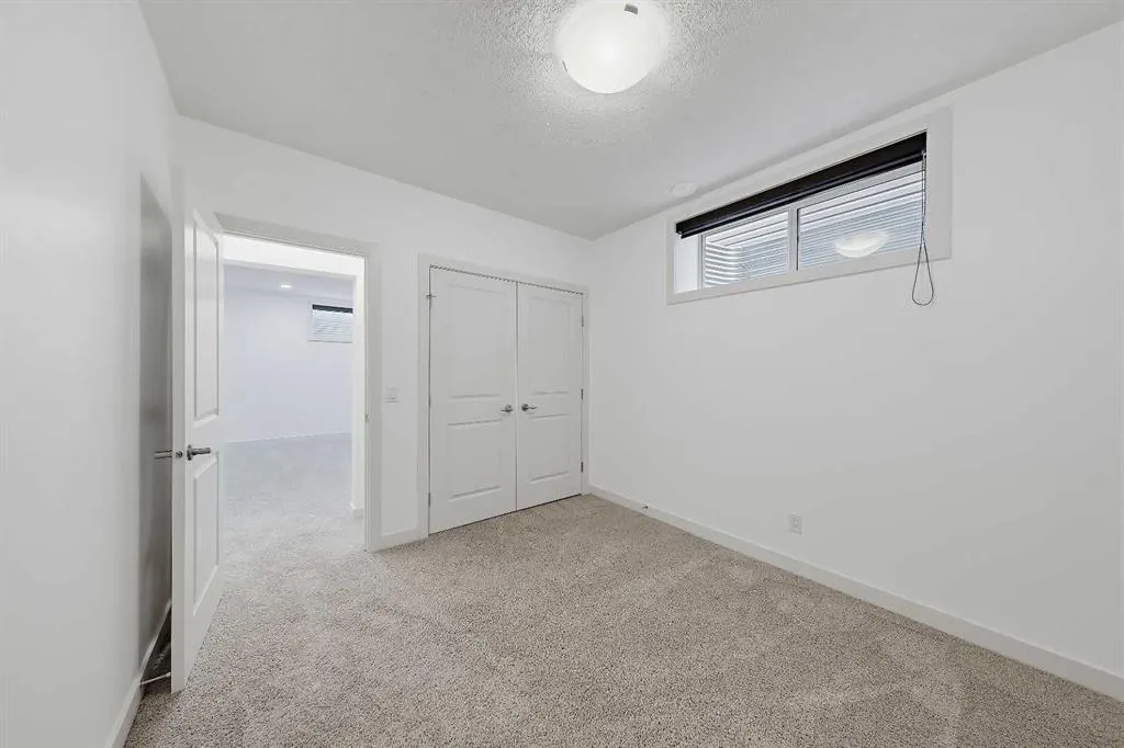 63 Cortina Villas SW