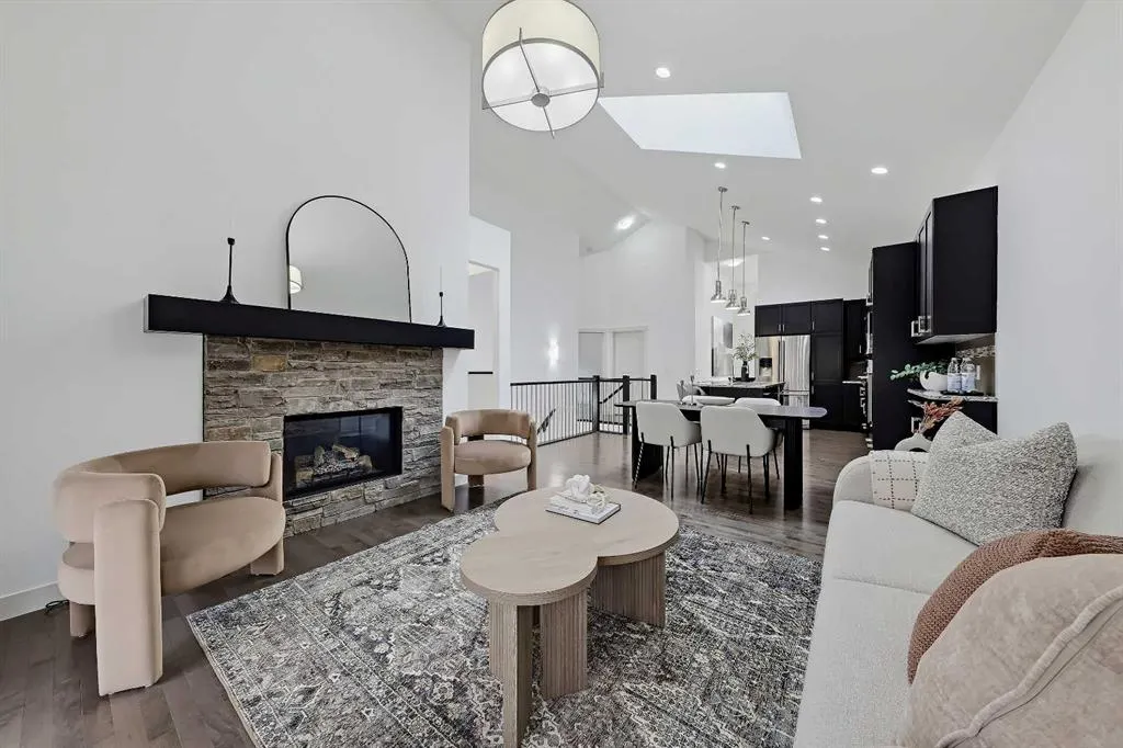 63 Cortina Villas SW