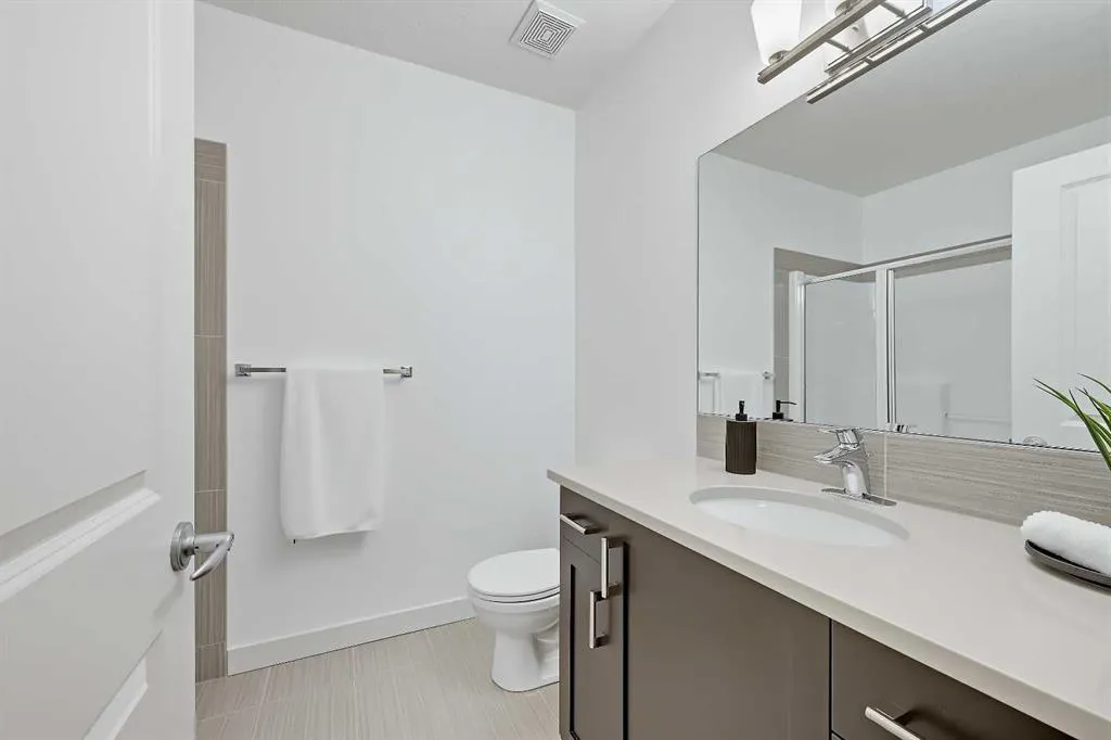 63 Cortina Villas SW