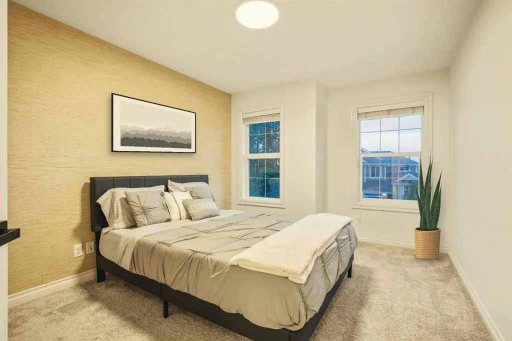 211 Auburn Sound Circle SE