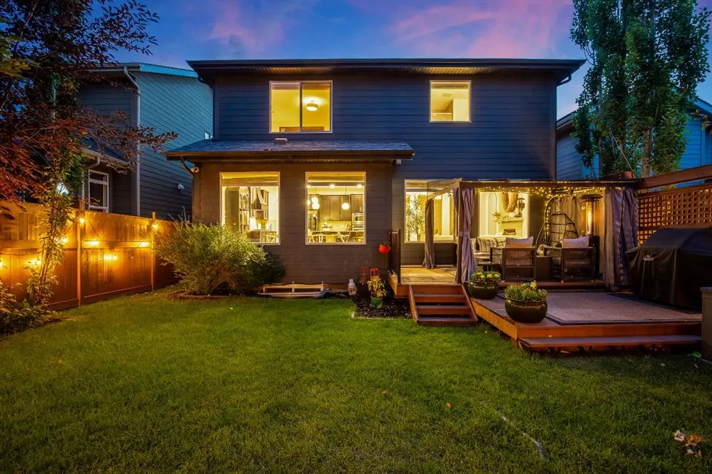 211 Auburn Sound Circle SE
