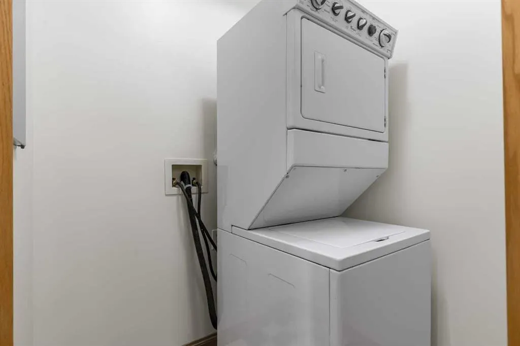 1920 14 Avenue NE #314
