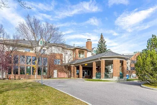 1920 14 Avenue NE #314
