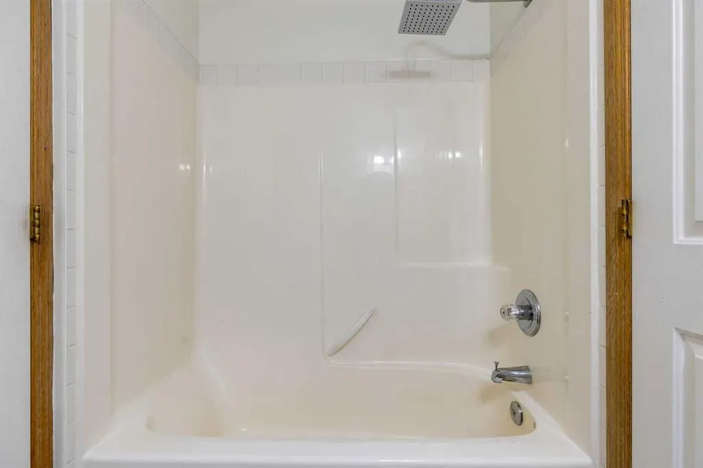 1920 14 Avenue NE #314