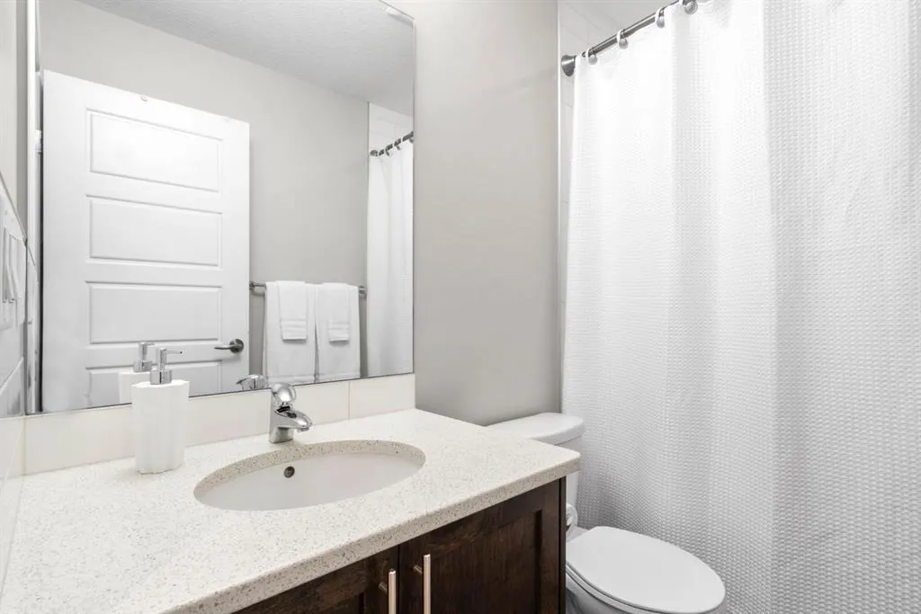 280 Williamstown Close NW #2001