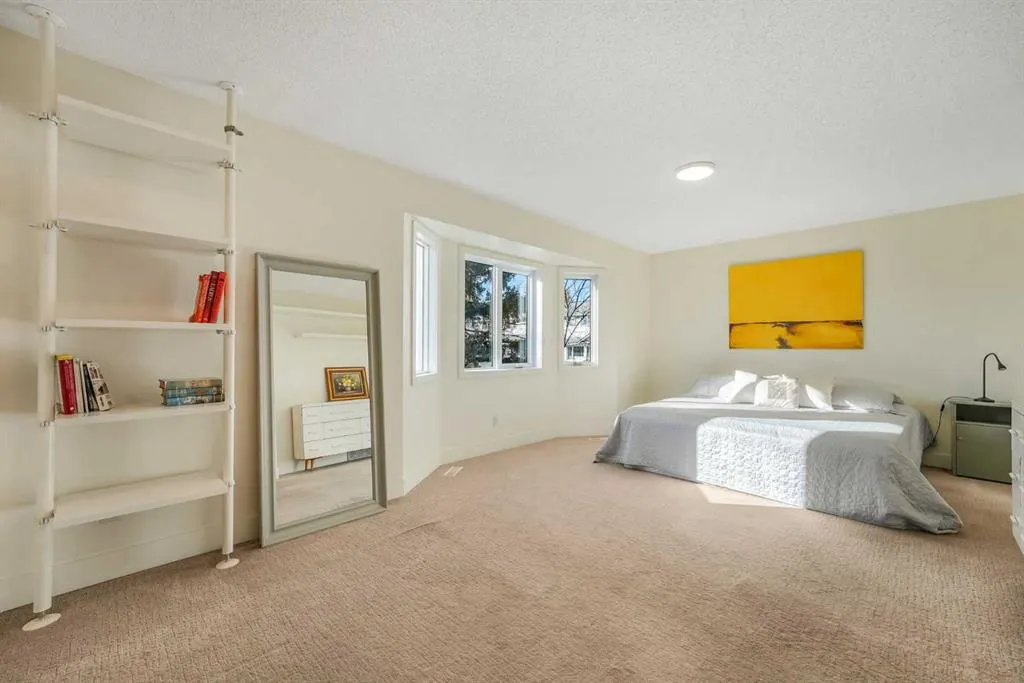 555 Killarney Glen Court SW