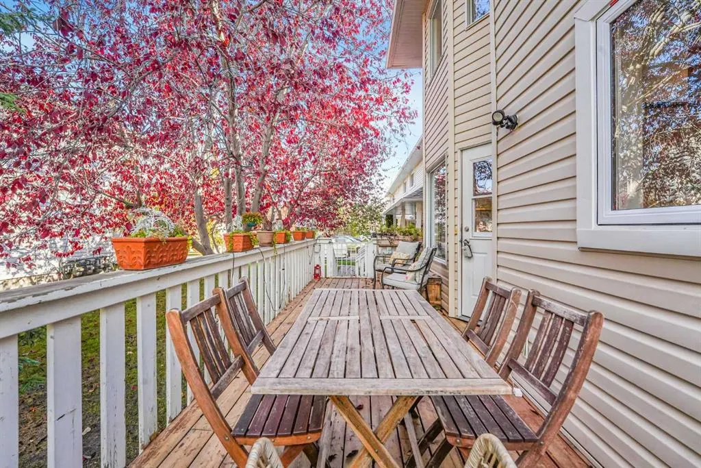 555 Killarney Glen Court SW