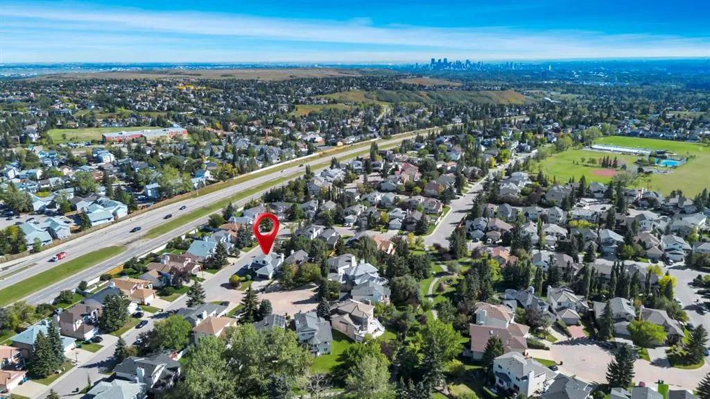 238 Hawktree Bay NW