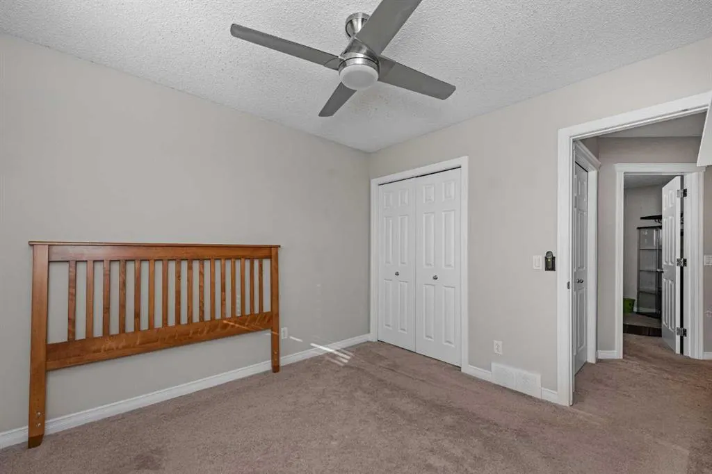 249 West Lakeview Place