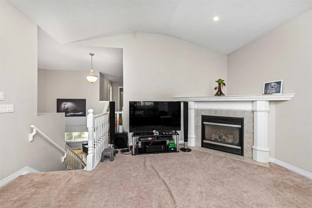 249 West Lakeview Place