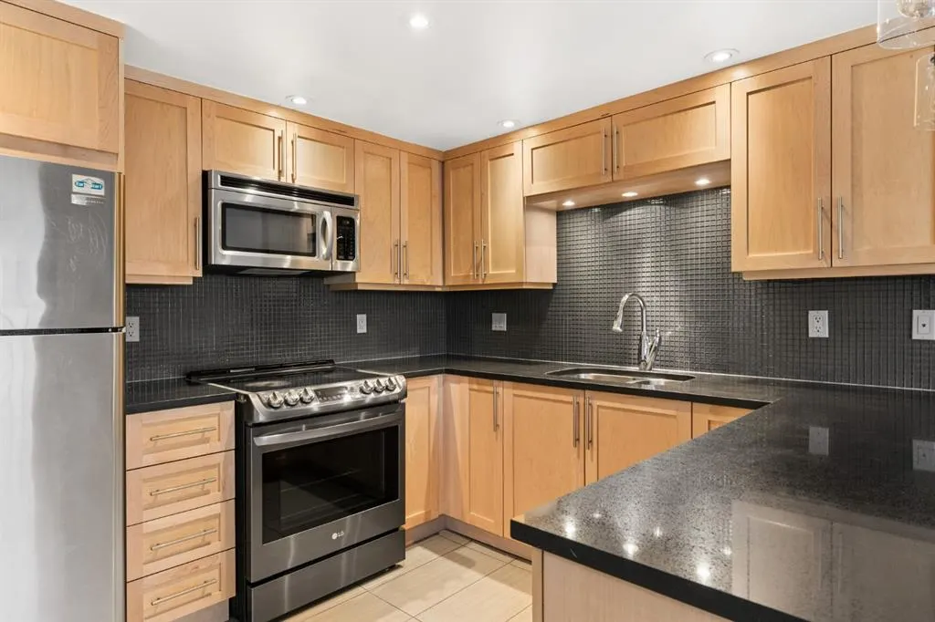 333 2 Avenue NE #505