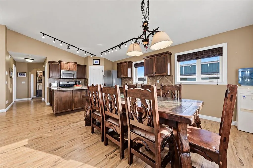 280011 Township 162